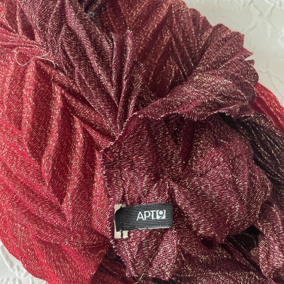 Infinity Scarf - Picture 5 of 5